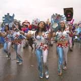 como se celebra el carnaval en perú